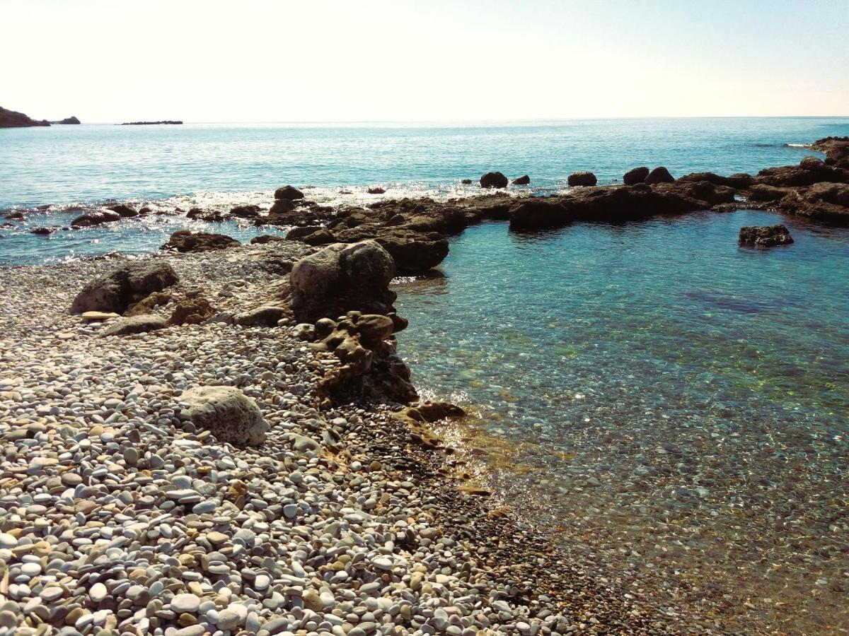 Villa Pefnos Agios Nikolaos  Bagian luar foto