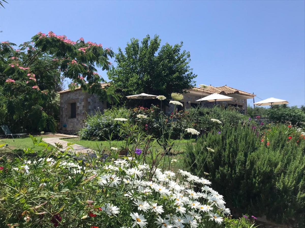 Villa Pefnos Agios Nikolaos  Bagian luar foto