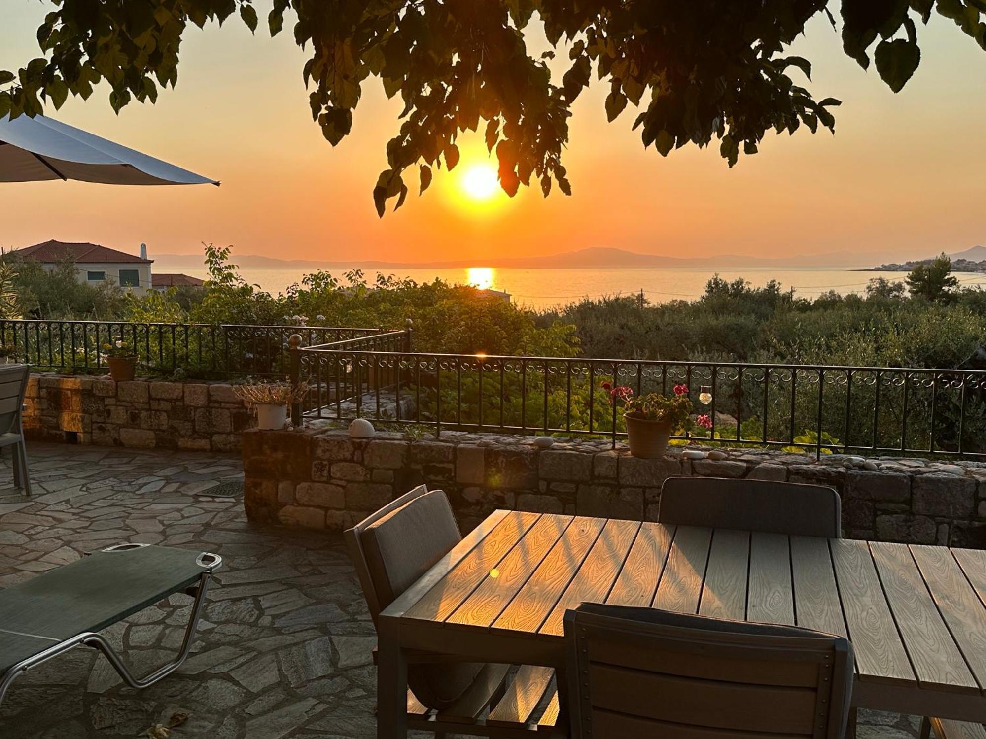 Villa Pefnos Agios Nikolaos  Bagian luar foto