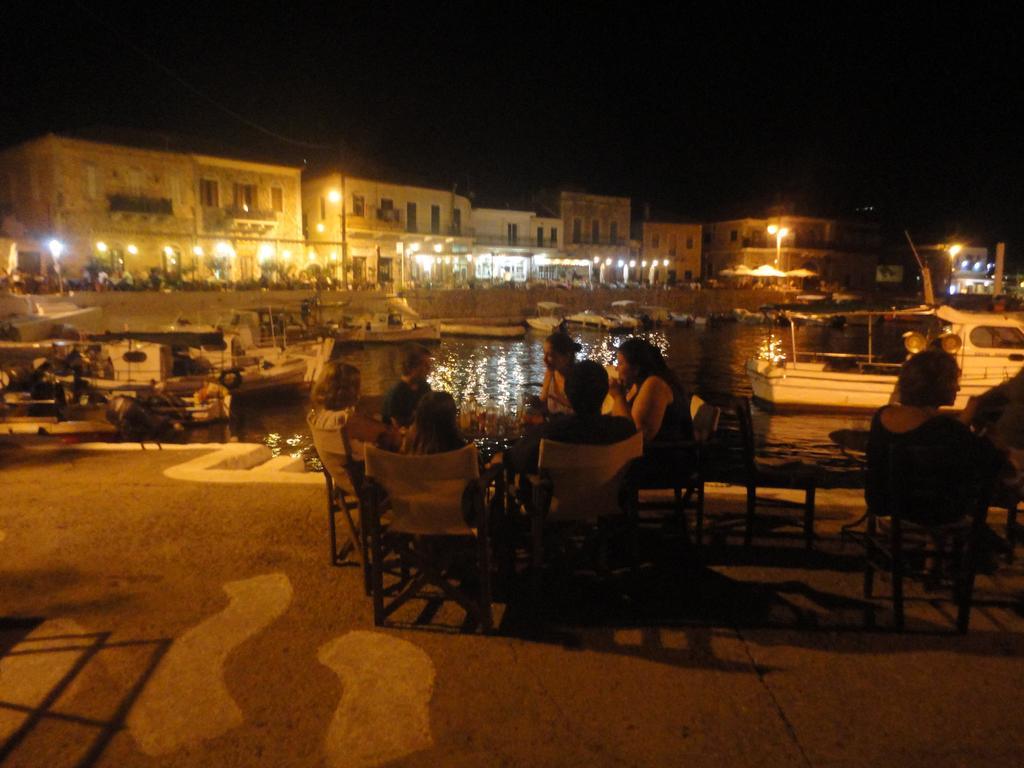 Villa Pefnos Agios Nikolaos  Ruang foto
